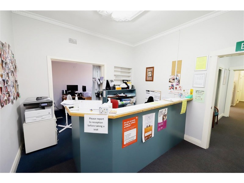 32 Merivale Street, Tumut NSW 2720