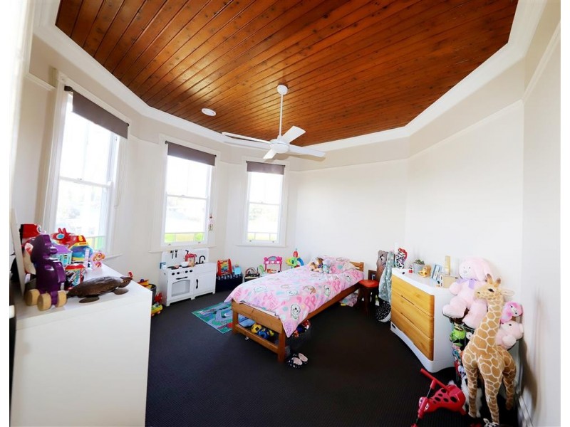 23 Merivale Street, Tumut NSW 2720