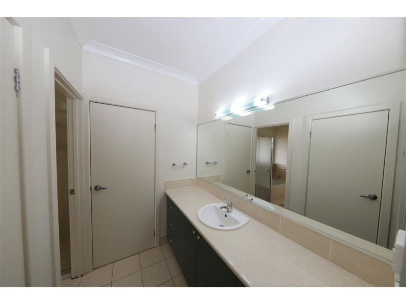 1/1 Lockeridge Drive, Tumut NSW 2720