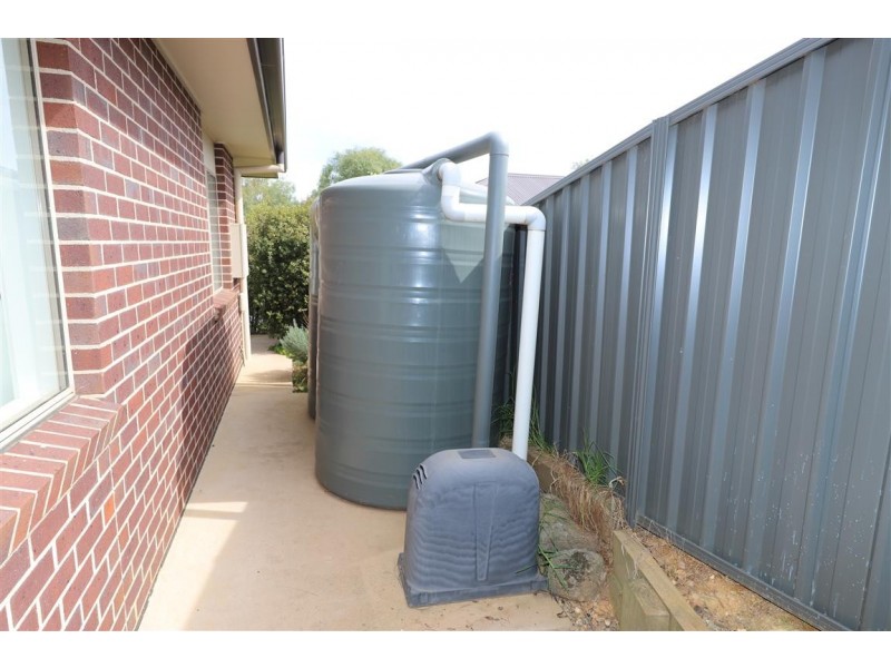 1/1 Lockeridge Drive, Tumut NSW 2720