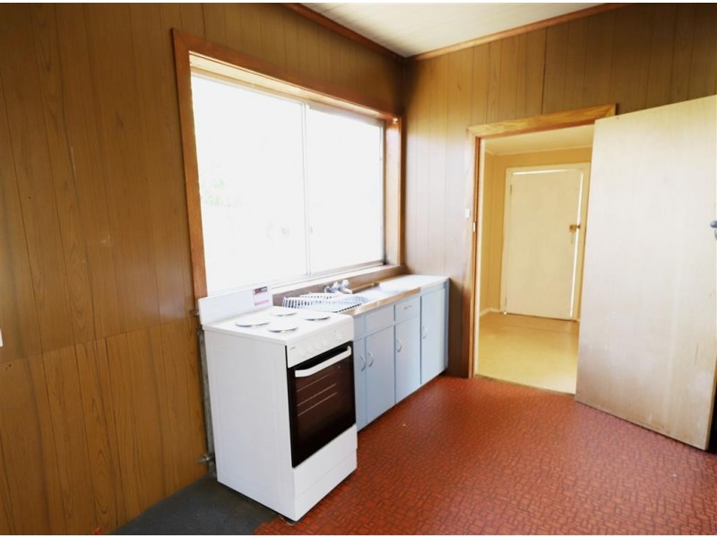 12 Reedy Street, Batlow NSW 2730