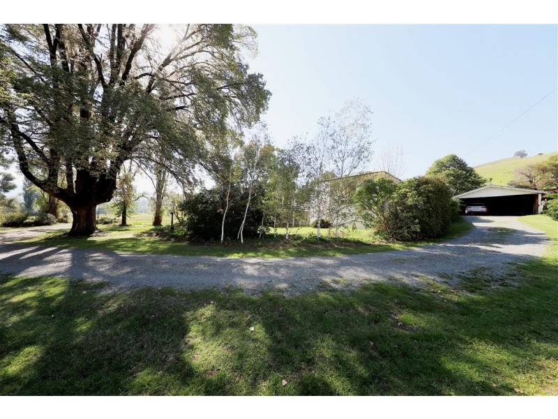 “Burranjoey” 1435 East Gilmore Road, Tumut NSW 2720