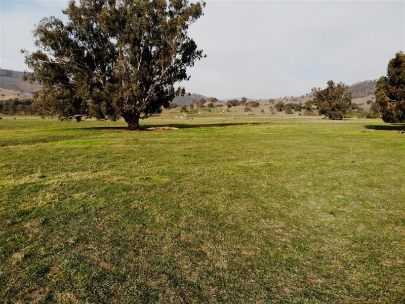 72 Goobarragandra Road, Tumut NSW 2720