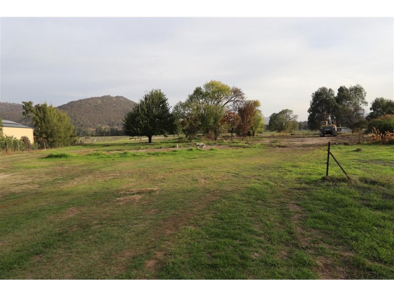 72 Goobarragandra Road, Tumut NSW 2720