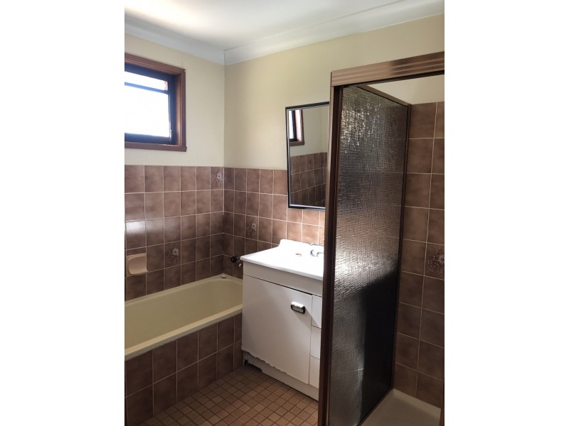 30 Tumut Street, Adelong NSW 2729