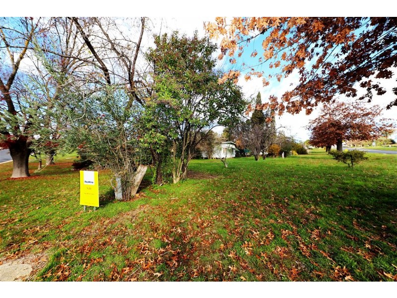 43 Lynch Street, Adelong NSW 2729