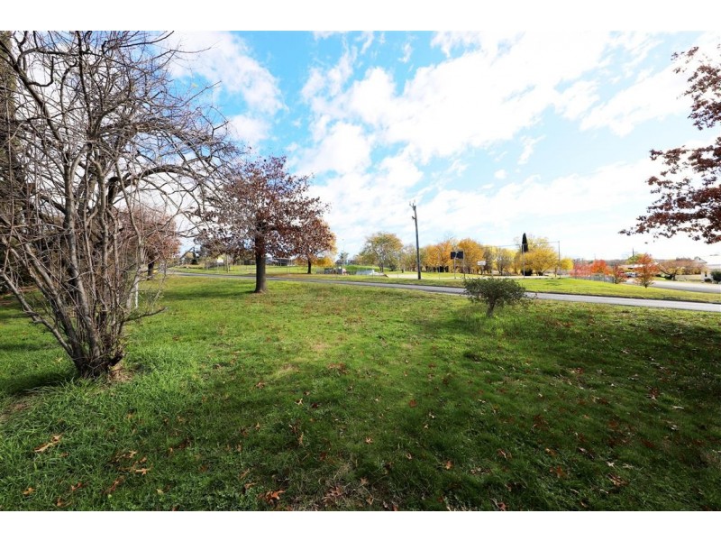 43 Lynch Street, Adelong NSW 2729