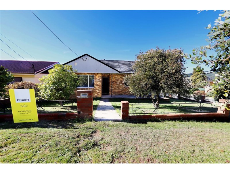 45 Sunnyside Avenue, Batlow NSW 2730