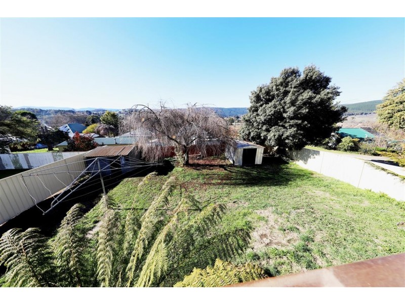 45 Sunnyside Avenue, Batlow NSW 2730