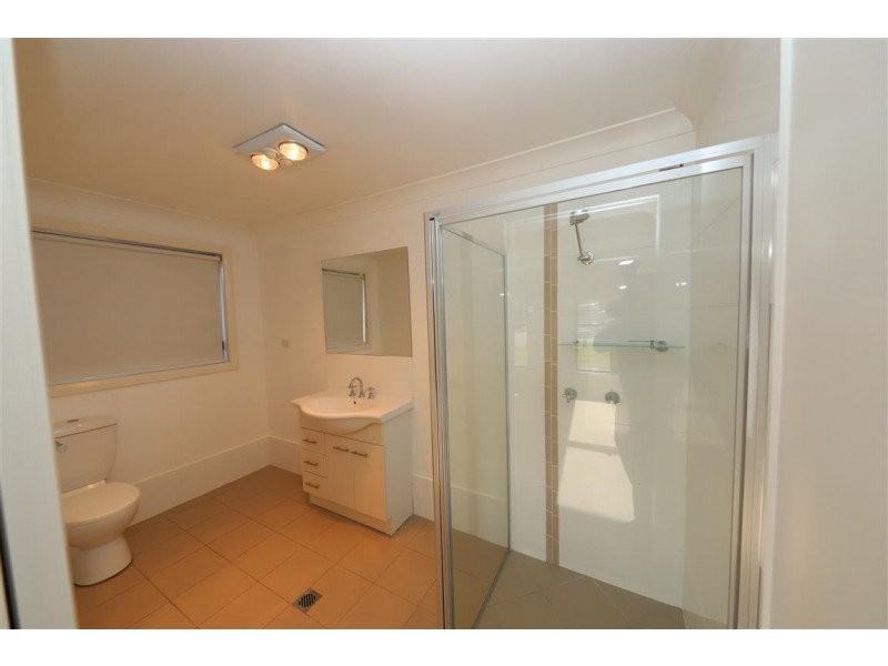 6 King Place, Tumut NSW 2720