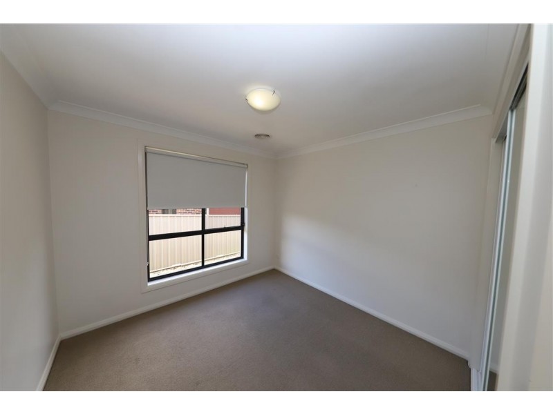 6 King Place, Tumut NSW 2720