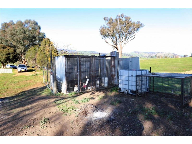 “Creekview” 1059 Grahamstown Road, Adelong NSW 2729