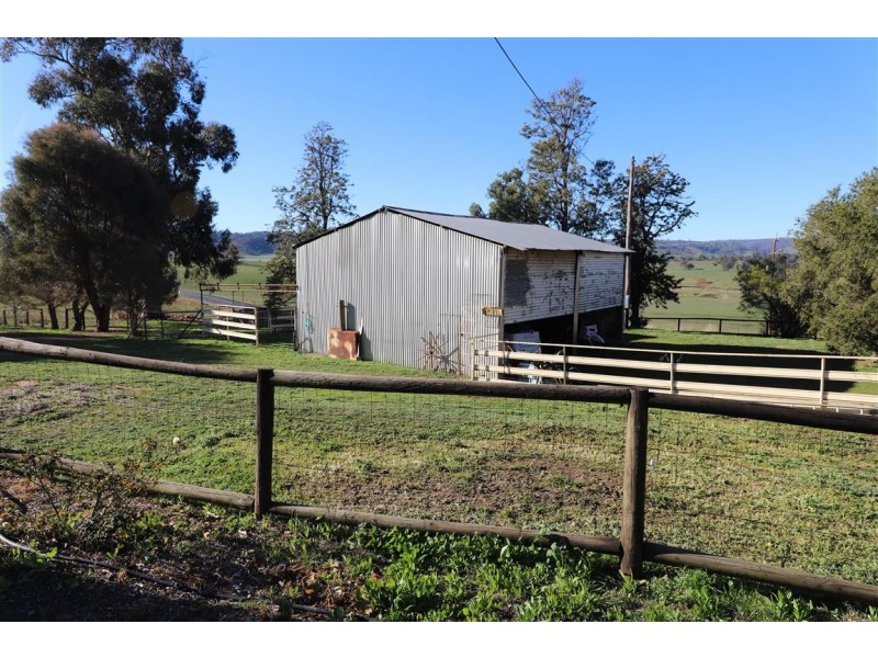 “Creekview” 1059 Grahamstown Road, Adelong NSW 2729