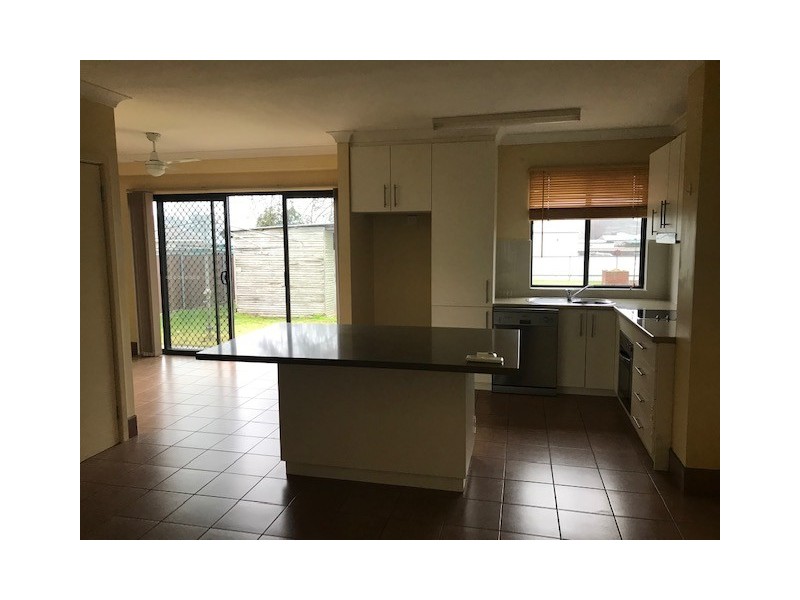 138 Simpson Street, Tumut NSW 2720