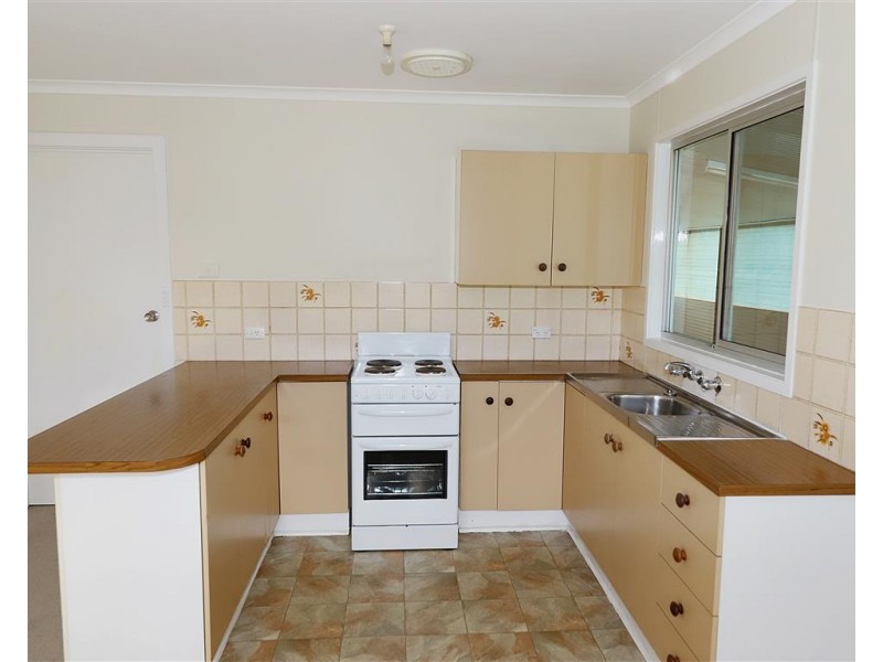 87 Clarke Street, Tumut NSW 2720