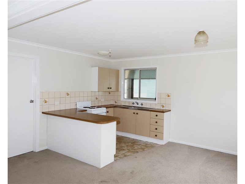 87 Clarke Street, Tumut NSW 2720