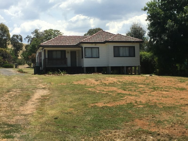 15 Dodd Street, Gundagai NSW 2722
