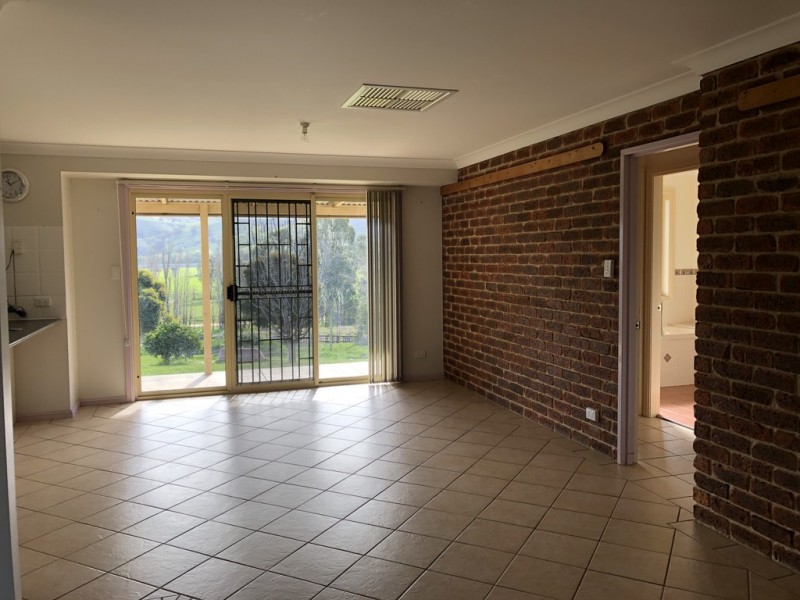 35 Mount Street, Gundagai NSW 2722