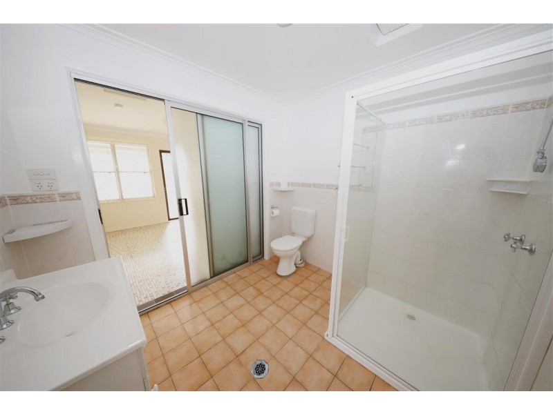 29 Forest Street, Tumut NSW 2720