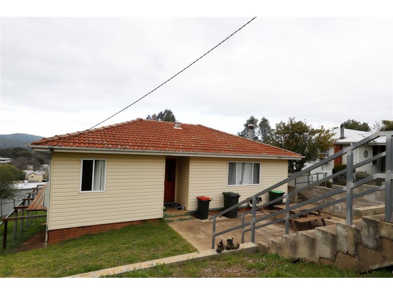 27 Virgil Street, Gundagai NSW 2722
