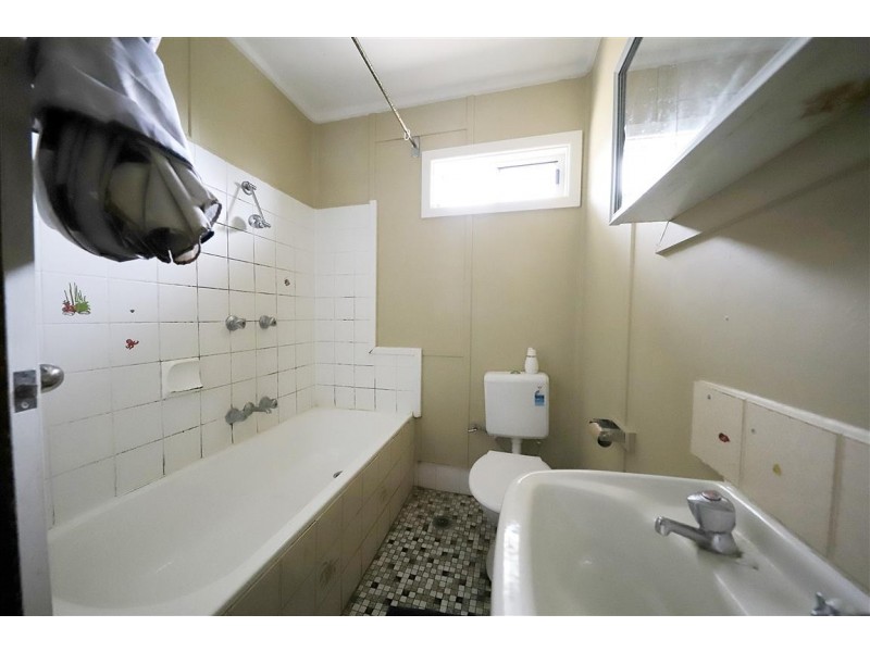 27 Virgil Street, Gundagai NSW 2722