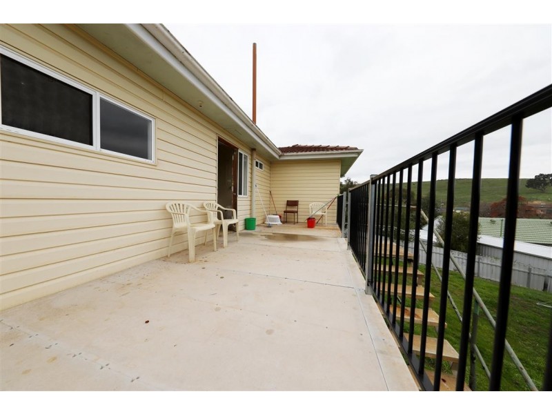 27 Virgil Street, Gundagai NSW 2722