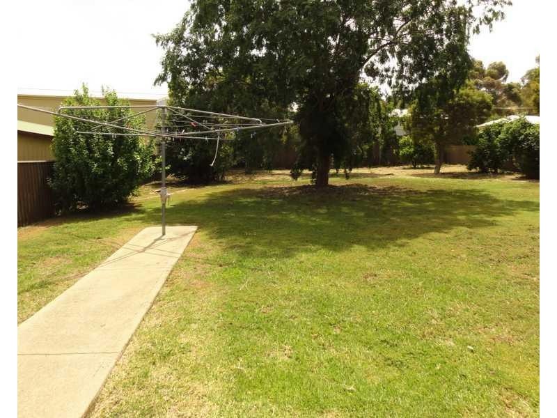 141 Hanley Street, Gundagai NSW 2722