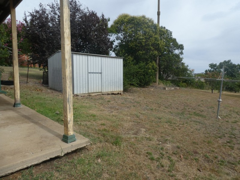 120 Hanley Street, Gundagai NSW 2722