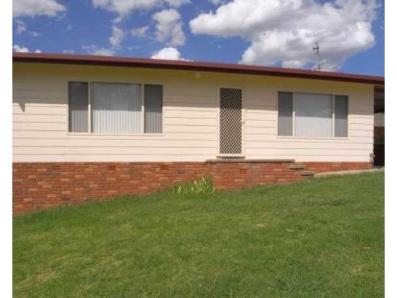 2/70 Eagle Street, Gundagai NSW 2722