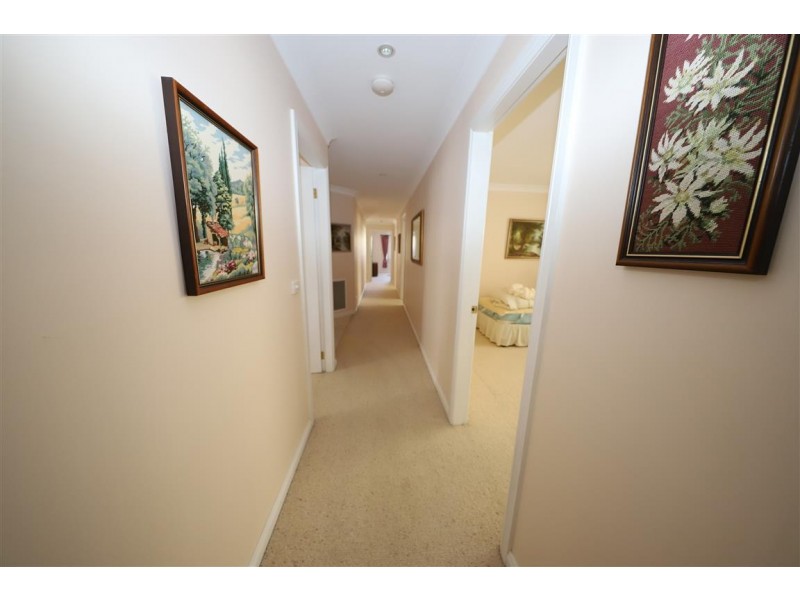 72 Merivale Street, Tumut NSW 2720