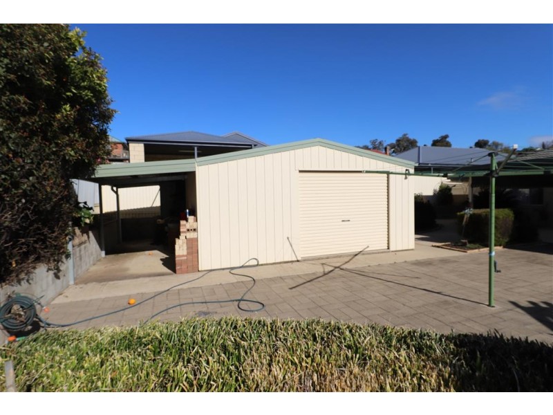 72 Merivale Street, Tumut NSW 2720