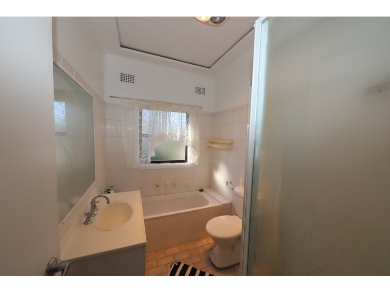 7 Dodd Street, Gundagai NSW 2722