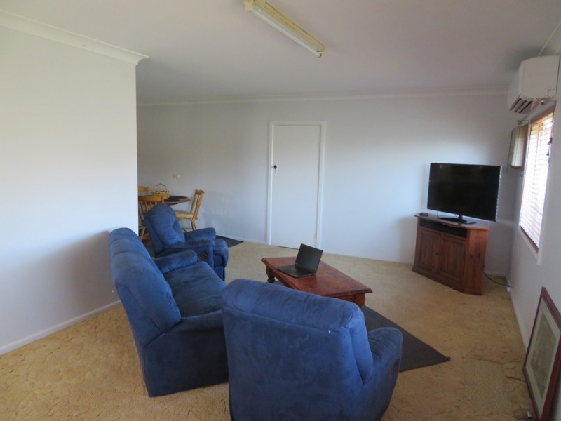 25 Ridge Street, Gundagai NSW 2722