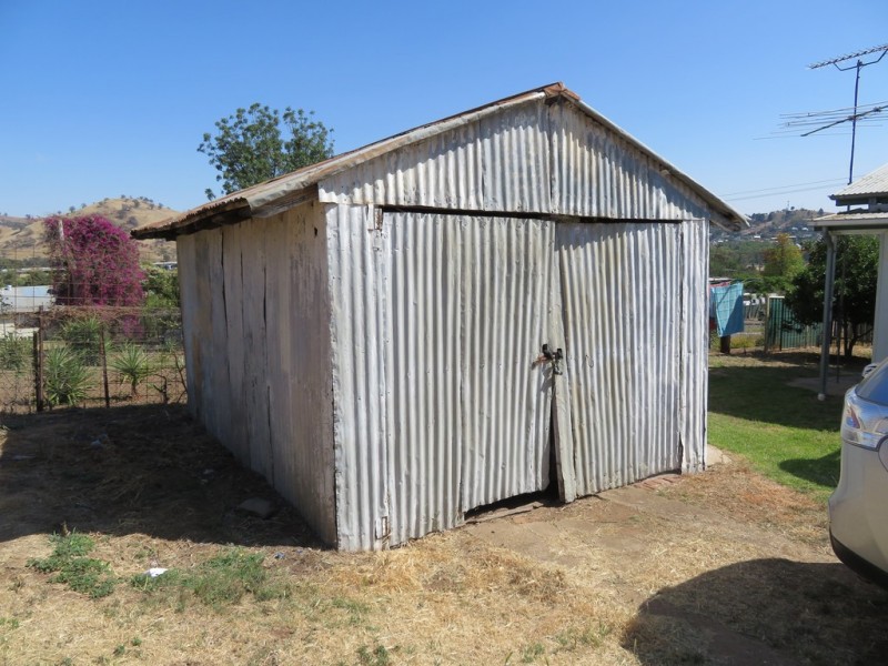 25 Ridge Street, Gundagai NSW 2722