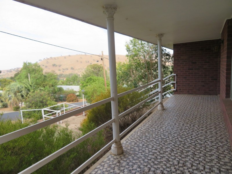 113 Hanley Street, Gundagai NSW 2722