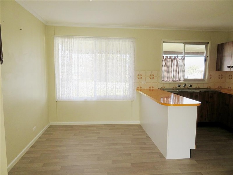 110 Punch Street, Gundagai NSW 2722