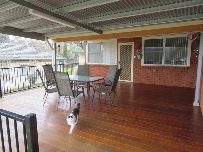 54 Mount Street, Gundagai NSW 2722