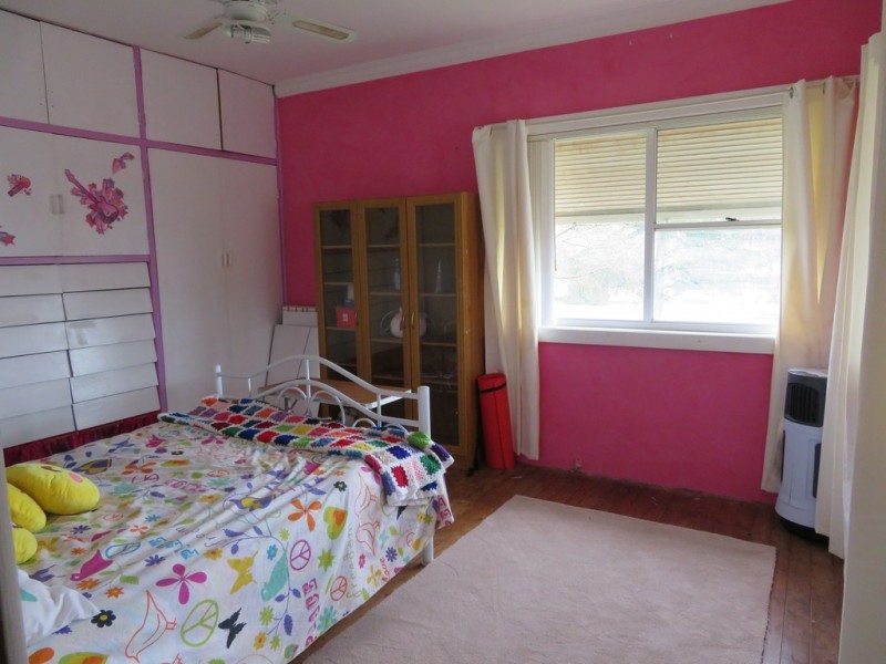 54 Mount Street, Gundagai NSW 2722