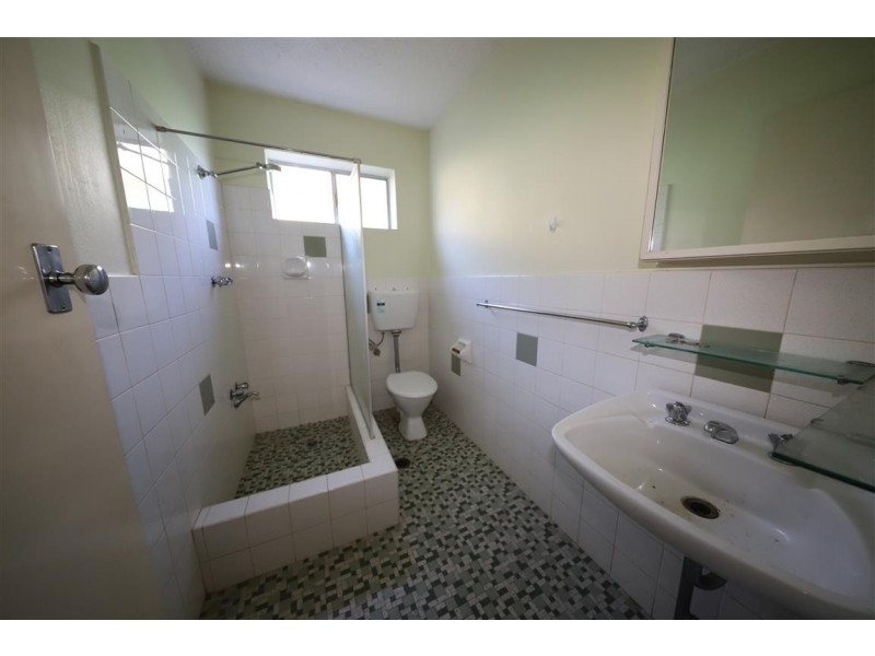 105 Russell Street, Tumut NSW 2720