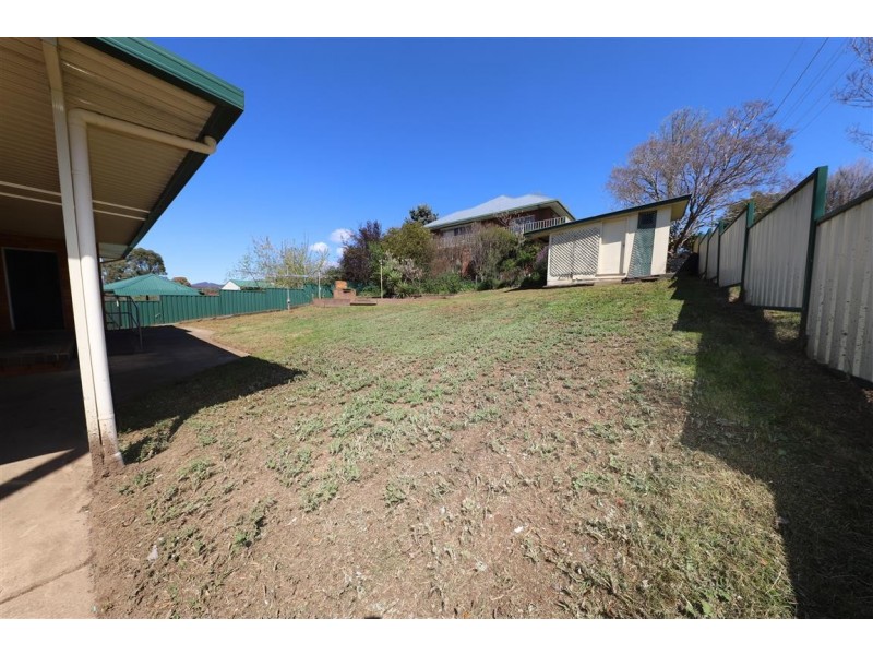105 Russell Street, Tumut NSW 2720