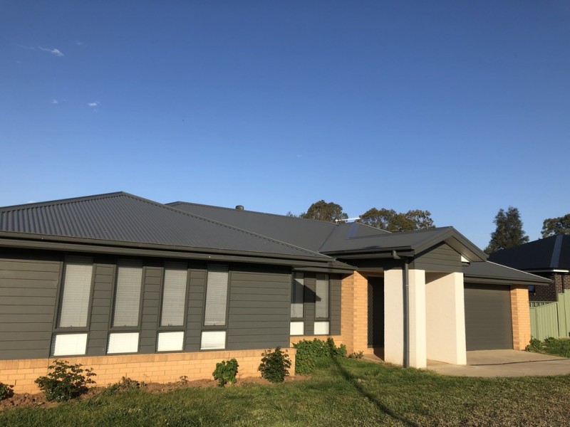 7 Banjo Patterson Place, Gundagai NSW 2722