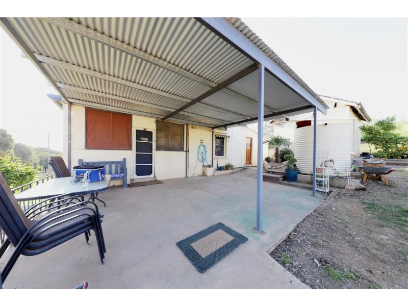 64 Tarrabandra Road, Gundagai NSW 2722