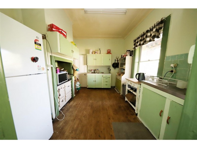 64 Tarrabandra Road, Gundagai NSW 2722