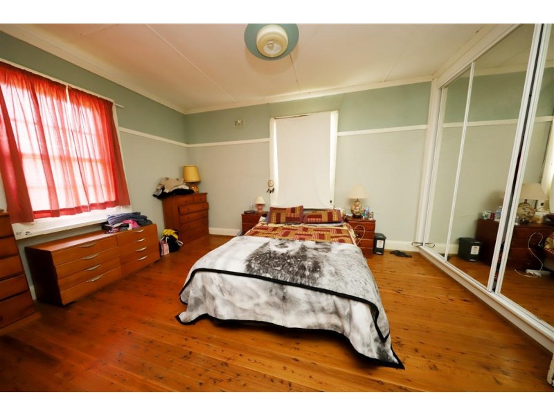 64 Tarrabandra Road, Gundagai NSW 2722