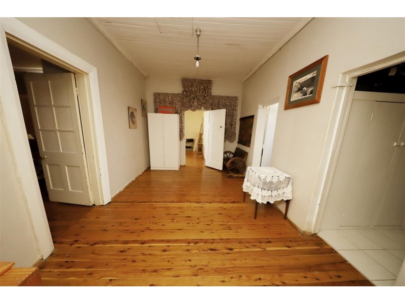 64 Tarrabandra Road, Gundagai NSW 2722