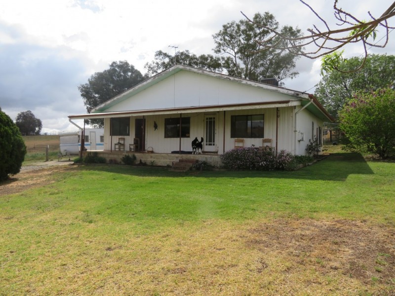 18 Neil McInerney Street, Gundagai NSW 2722