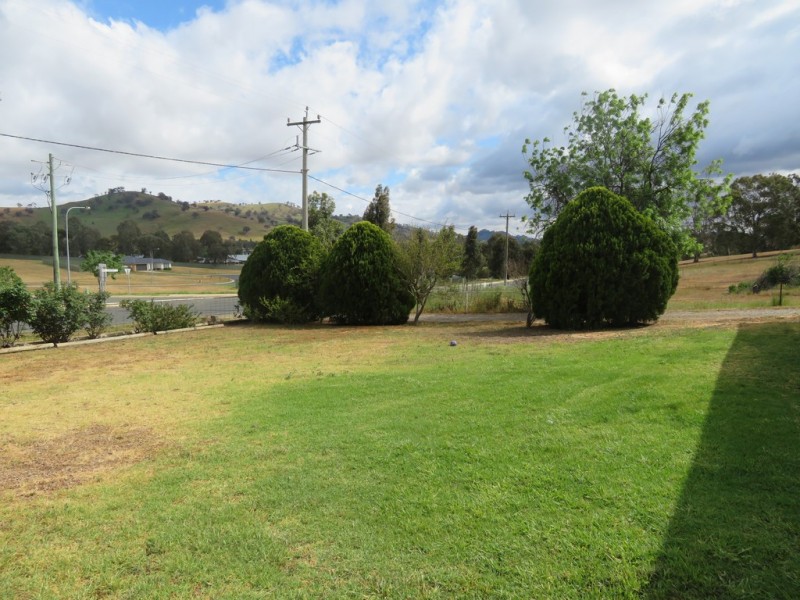 18 Neil McInerney Street, Gundagai NSW 2722
