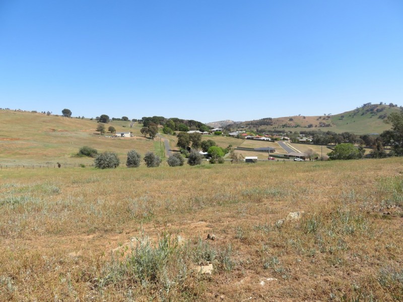 18 Neil McInerney Street, Gundagai NSW 2722