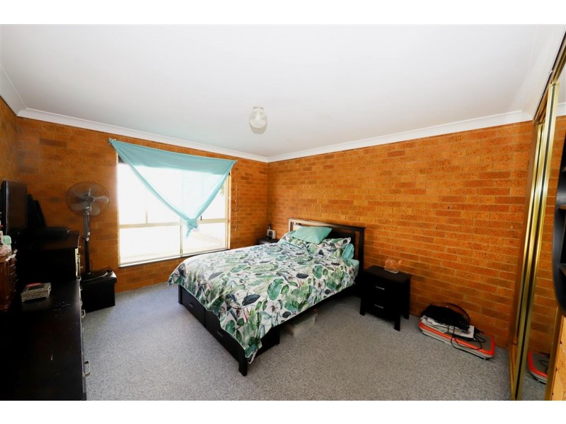 5 Hume Place, Tumut NSW 2720