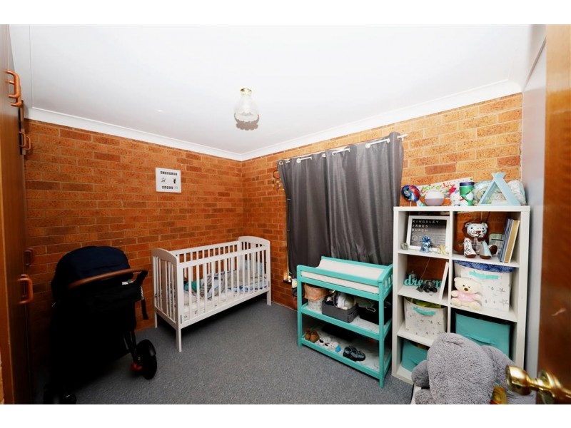 5 Hume Place, Tumut NSW 2720